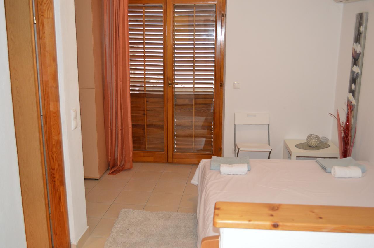 Apartment Aleksandar Тиват Экстерьер фото
