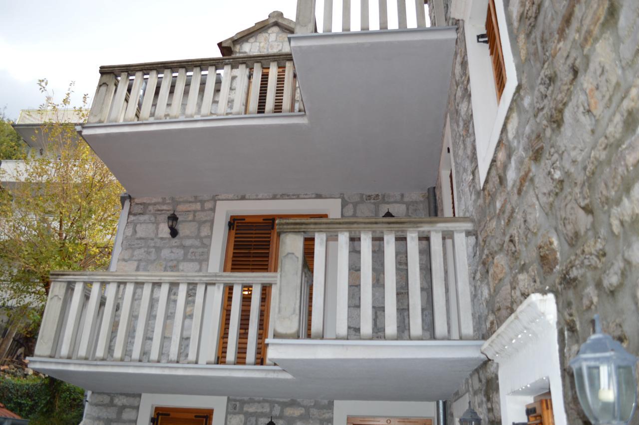 Apartment Aleksandar Тиват Экстерьер фото